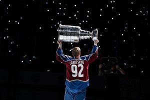 Image post by @landeskog.92 on Instagram