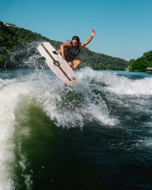 Image post by @ashleykiddsurf on Instagram