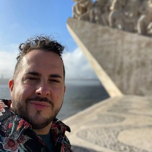 Image post by @crisbarbarino on Instagram