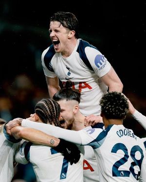 Image post by @TottenhamHotspur on Facebook