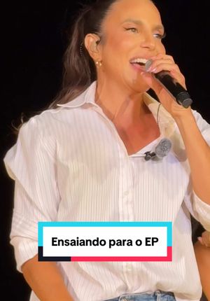 Video post by @ivetesangalo on TikTok