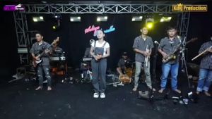 Video post by @da7april on TikTok
