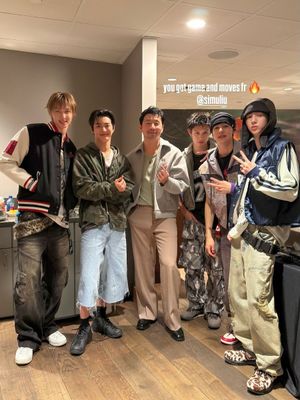 Image post by @ellemenhk on Instagram
