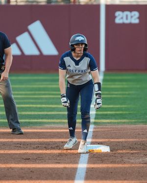 Image post by @nevada_softball on Instagram