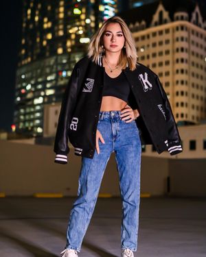 Image post by @seethrulee on Instagram