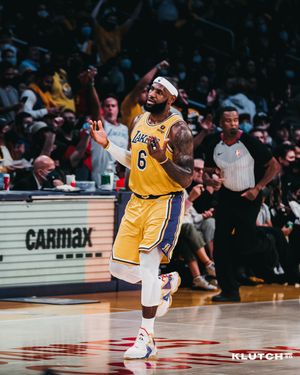 Image post by @graydientLA on Twitter