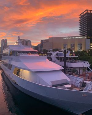 Image post by @yachtstarship on Instagram