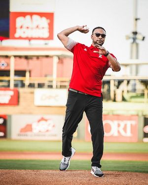 Image post by @louisvillewbb on Instagram