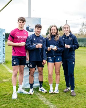 Image post by @salesharks on Instagram