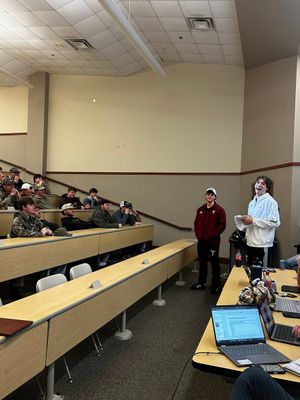 Image post by @TroyAthletics on Twitter