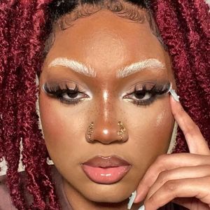 Image post by @maybelline on Instagram