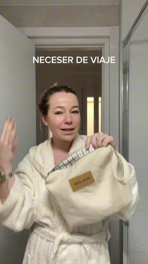 Video post by @carlotagrandeb on TikTok