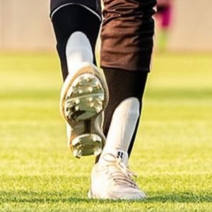 Image post by @customcleats on Instagram