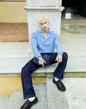 Image post by @ellemenhk on Instagram