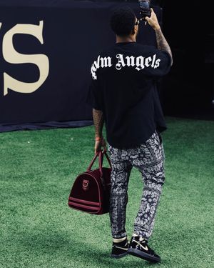Image post by @alontaeetaylor on Instagram