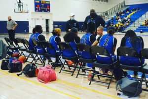 Image post by @lbjordanhoops on Instagram
