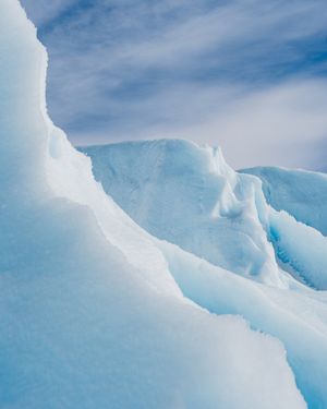 Image post by @white.desert.antarctica on Instagram