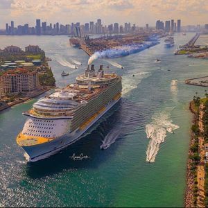 Image post by @theworldofcruiseships on Instagram