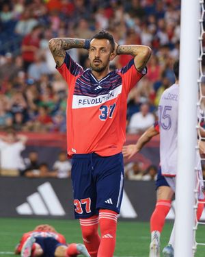 Image post by @samnich.jpeg on Instagram