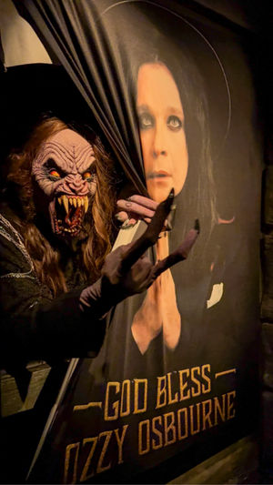 Video post by @halloweenhorrornights on TikTok