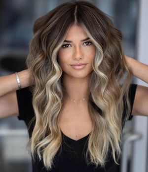 Image post by @behindthechair_com on Instagram
