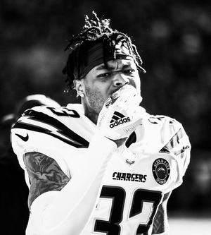 Image post by @derwinjames on Instagram