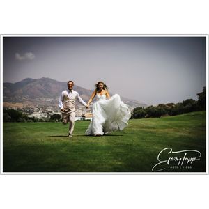 Image post by @gary.tapp.yourweddingmoments on Instagram