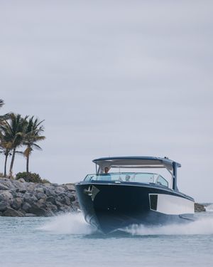 Image post by @aviaraboats on Instagram
