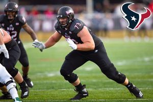 Image post by @NIU_Football on Twitter