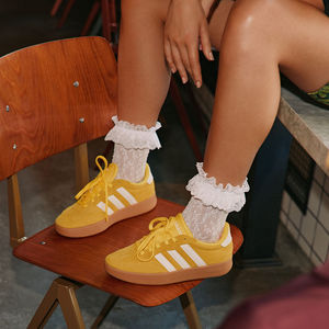 Image post by @epantofi on Instagram