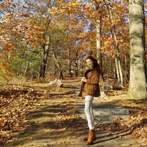 Image post by @zarinamunavarzadeh_official on Instagram
