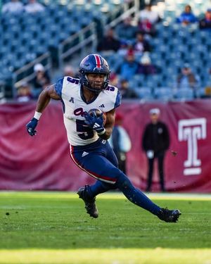 Image post by @FAUOwlsFootball on Facebook