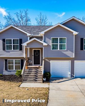 Image post by @woodallrealtygroup on Facebook