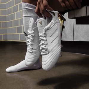 Image post by @soccerdotcom on Instagram