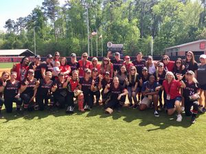 Image post by @ncstatesoftball on Instagram