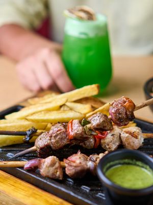 Image post by @pepitosgrill_ec on Instagram