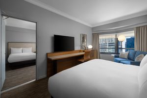 Image post by @nyhiltonmidtown on Instagram