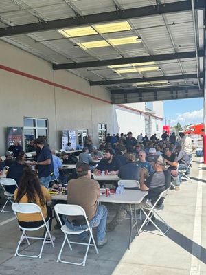 Image post by @inlandkenworthus on Instagram