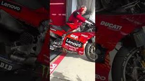 Video post by @motogeo on YouTube