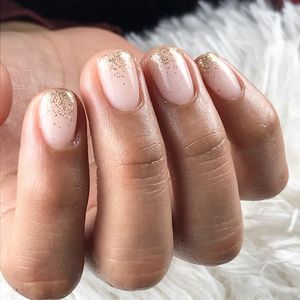 Image post by @nestanails on Instagram