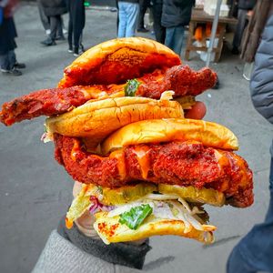 Image post by @daveshotchicken on Instagram