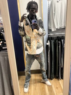 Image post by @longlivekuch on Instagram