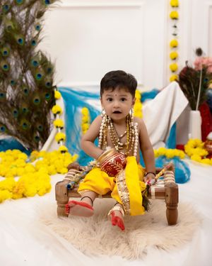 Image post by @newbornbabyphotographystudio on Instagram