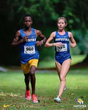 Image post by @hofstratrackxc on Instagram
