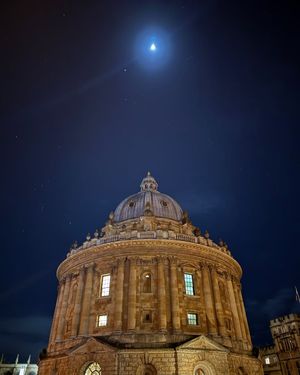 Image post by @oxford_uni on Instagram