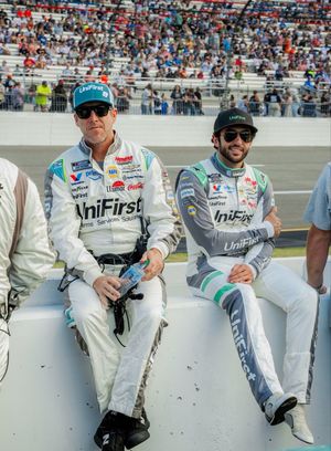 Video post by @chaseelliott on Twitter