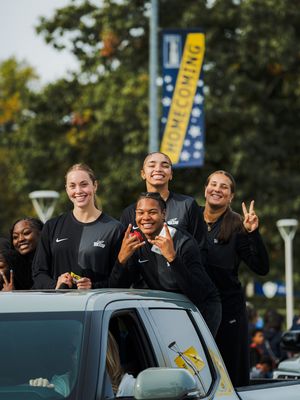 Image post by @toledo_wbb on Instagram