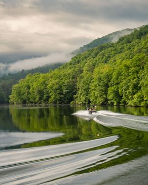 Image post by @malibuboats on Instagram