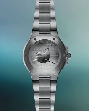 Image post by @oris on Instagram