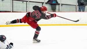 Image post by @iuphockey_d1 on Instagram